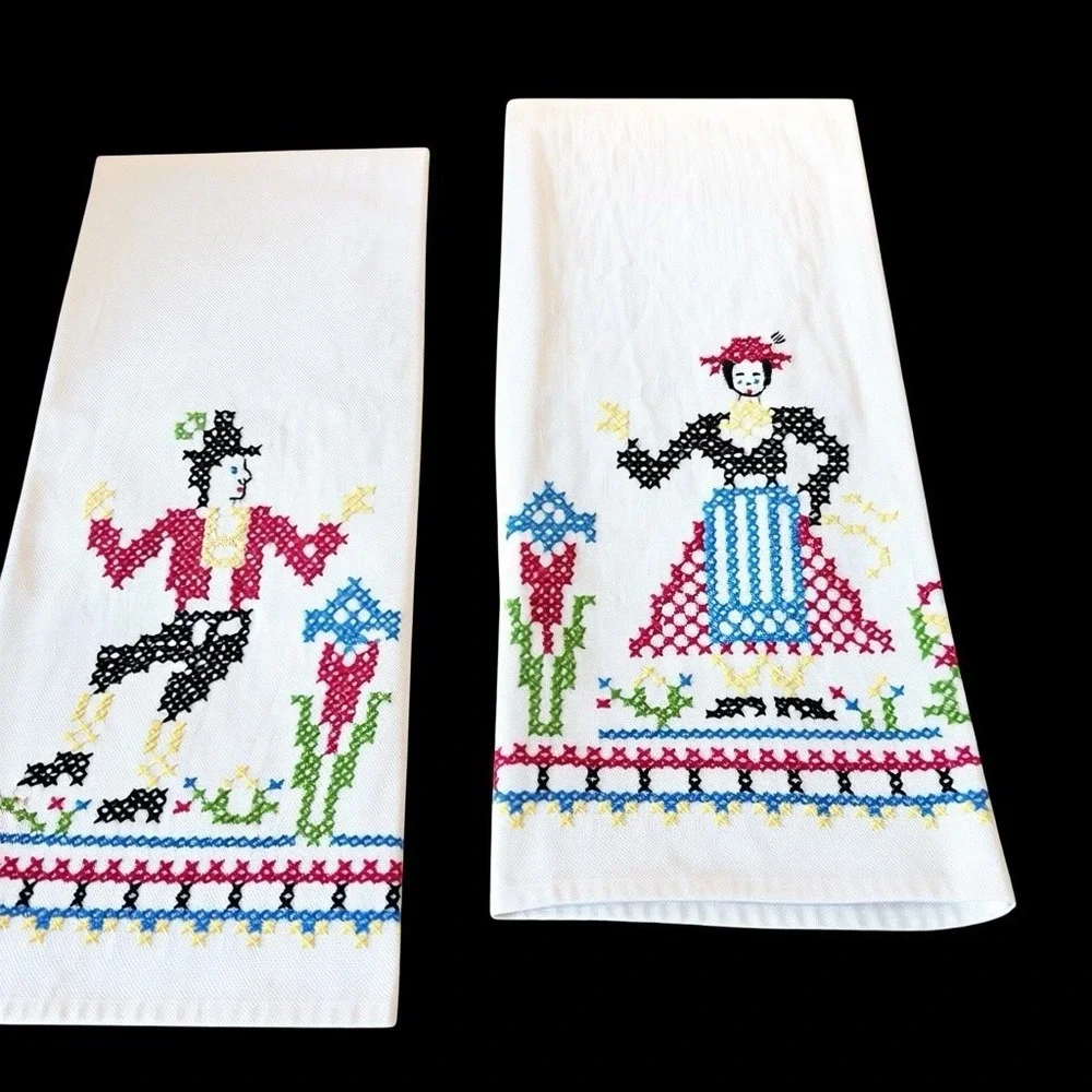 Vtg Unbranded Linen kitchen towels Embroidered Man & Woman In Traditional Clothe